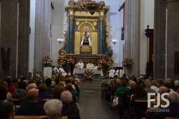 Procesión religiosa de San Gregorio y actuación del humorista Maestro Florido (Foto Francisco Javier Santana y TA)